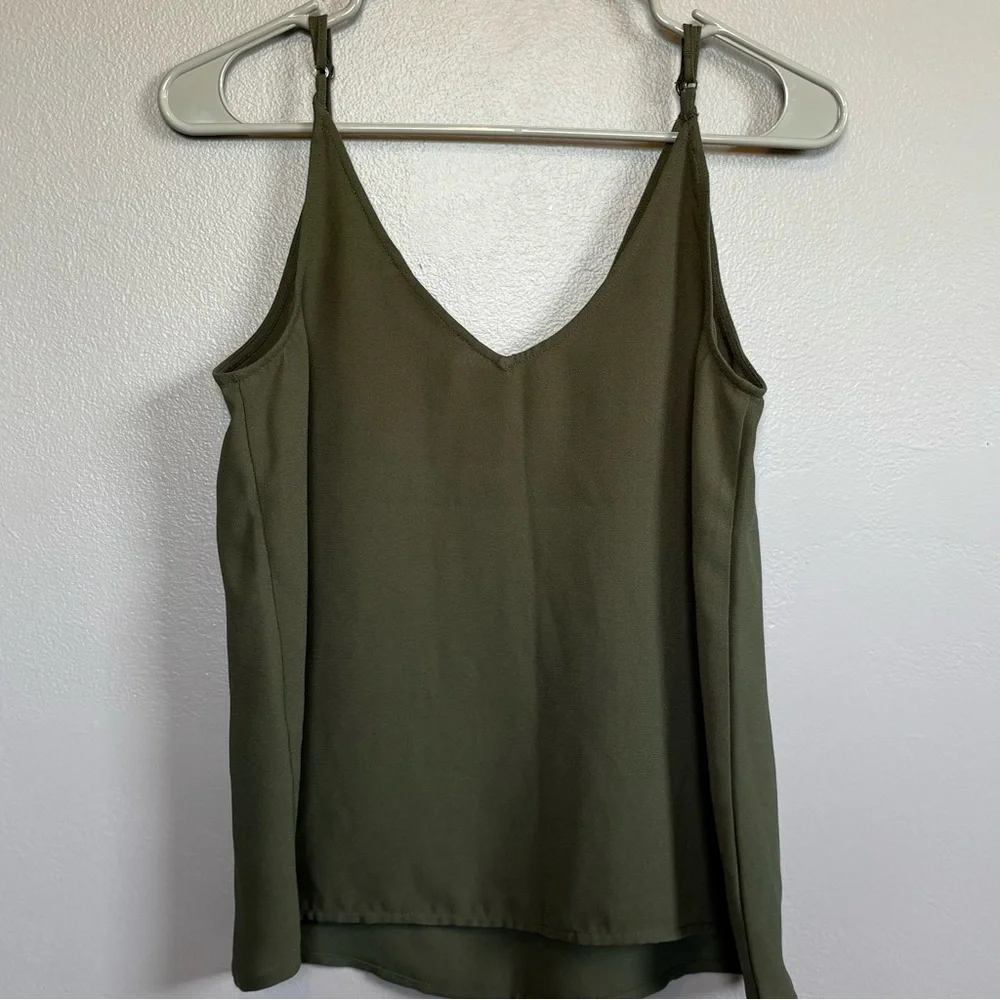 Abercrombie & Fitch Women’s Olive Green Sleeveless Blouse Tank Top Size Small - Picture 2 of 6